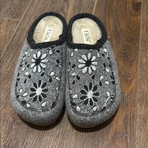 Taos Woolderness Clog